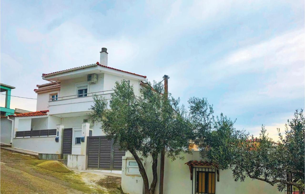 Amazing Home In Chalkida With Wifi מראה חיצוני תמונה