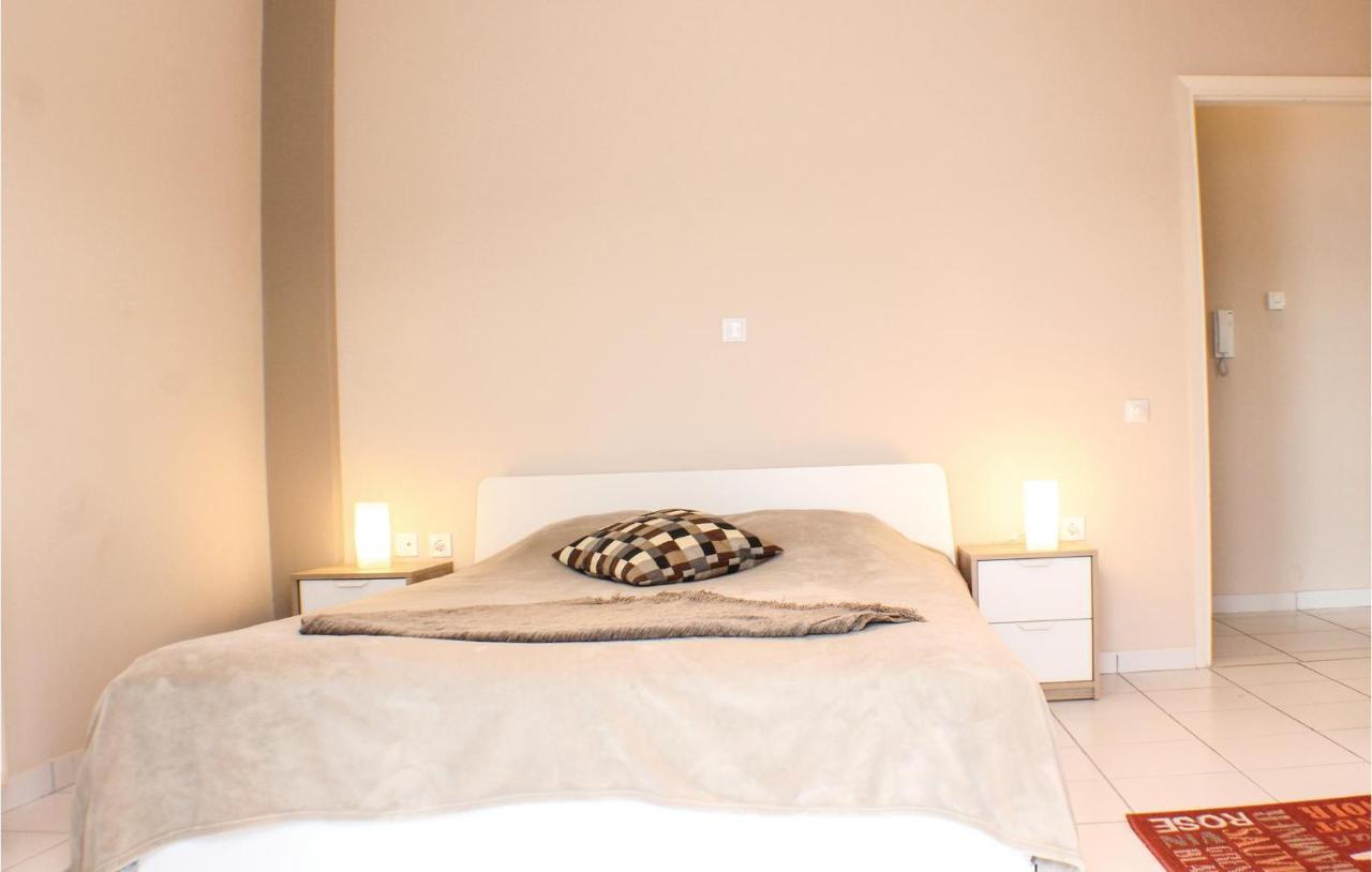Amazing Home In Chalkida With Wifi מראה חיצוני תמונה