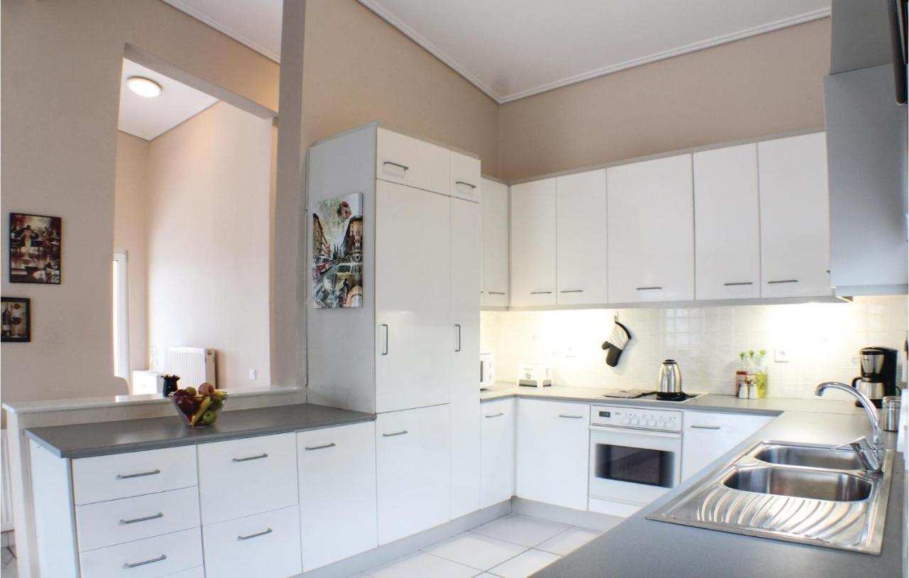 Amazing Home In Chalkida With Wifi מראה חיצוני תמונה