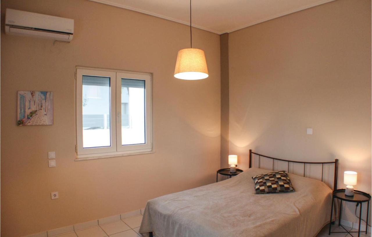 Amazing Home In Chalkida With Wifi מראה חיצוני תמונה